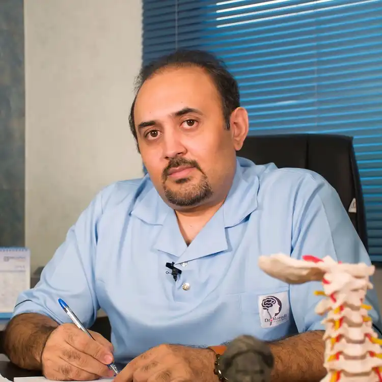 دکتر مهران مرادی - بهترین جراح دیسک کمر